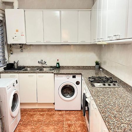 Blai Hostel Barcelona Bagian luar foto